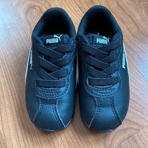 Toddler size Puma Tennis Shoes